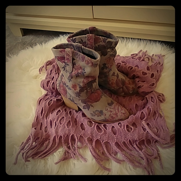 Mojo Moxy Shoes - 💜Slouch Boots💜